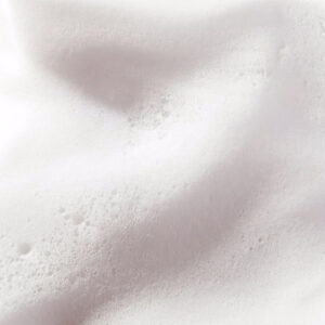 Mousse aérienne nettoyante Very Rose 150ml - Image 2
