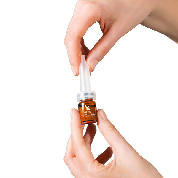 Phytocyane Traitement Antichute Femme - Chute Progressive 12 fioles x 5ml – Image 5