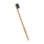 Pierre Fabre Oral Care – ELGYDIUM brosse à dents Éco-conçue en bois